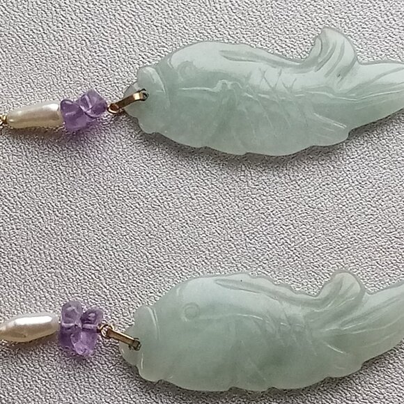 Gorgeous Jade fish 14k post earrings - Picture 2 of 7